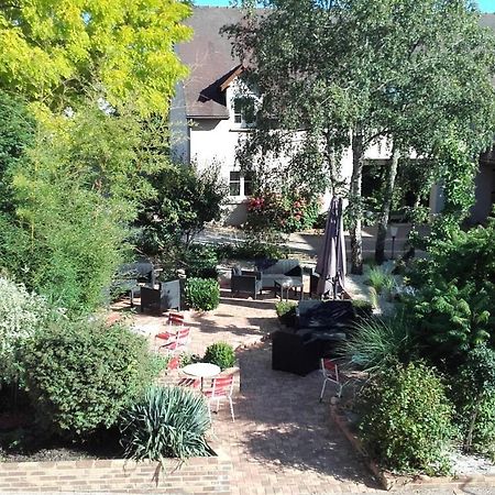 Logis Hotel "Ici M'Aime" Rouvray  Екстериор снимка