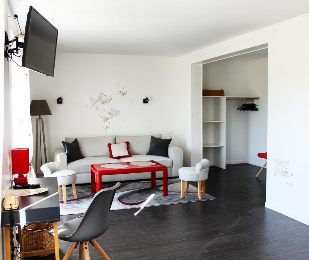 Logis Hotel "Ici M'Aime" Rouvray  Екстериор снимка