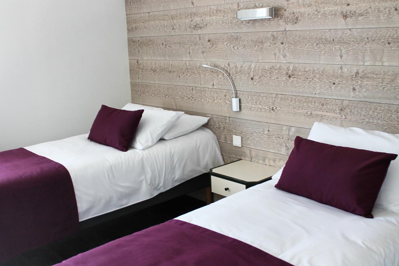 Logis Hotel "Ici M'Aime" Rouvray  Екстериор снимка