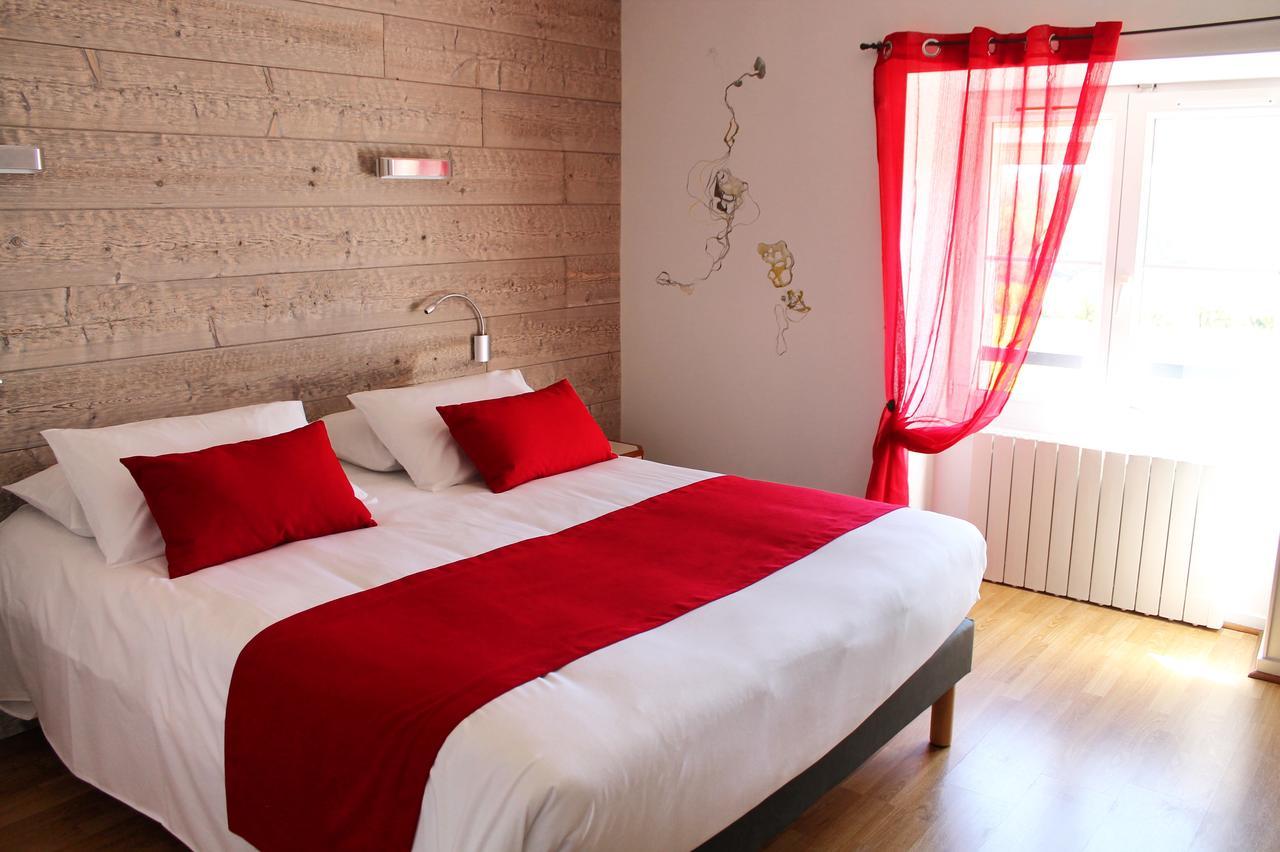 Logis Hotel "Ici M'Aime" Rouvray  Екстериор снимка